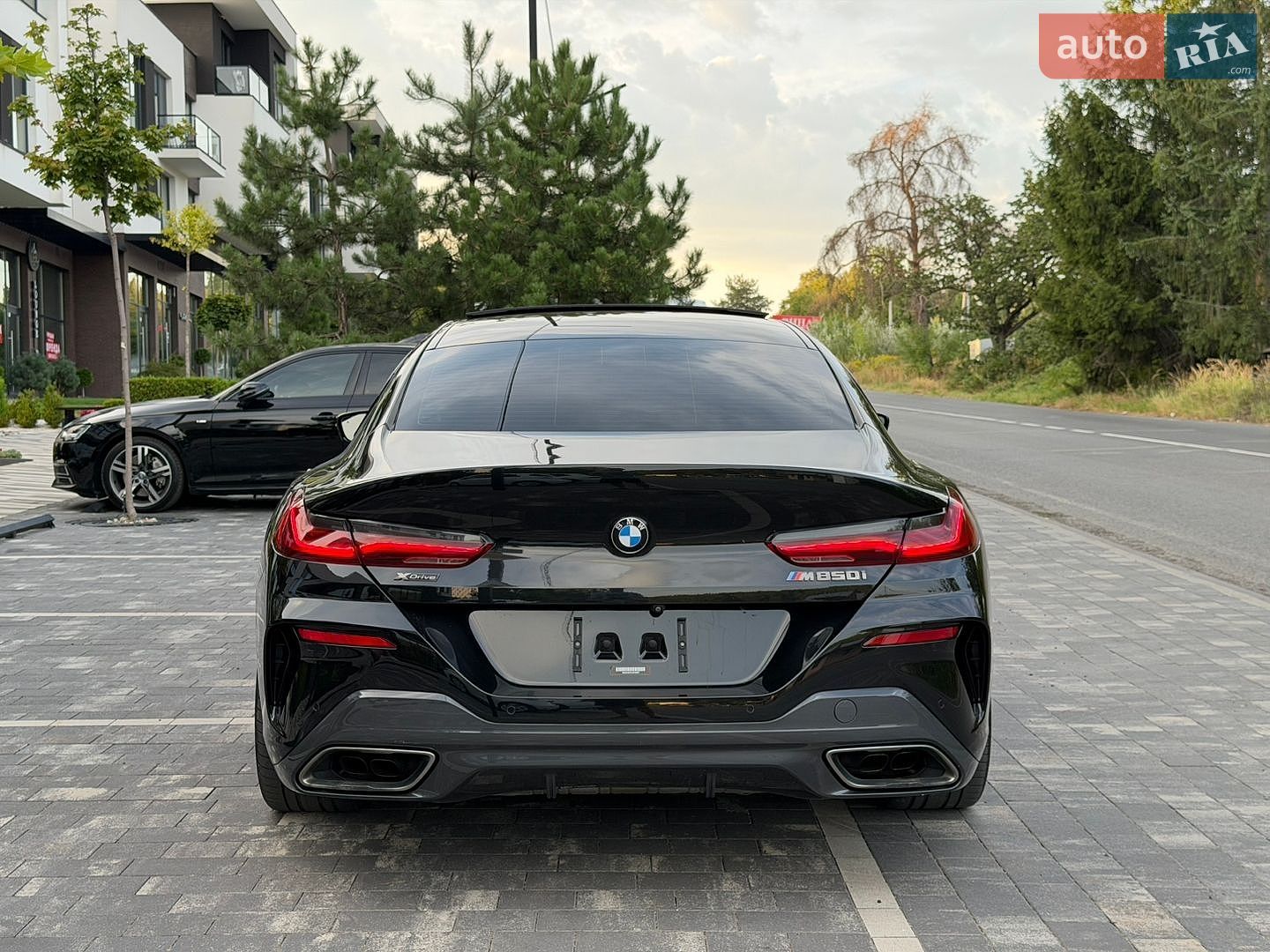 BMW 8 Series Gran Coupe 2019 VIN WBAGV8C01LBP48997 фото оголошення 8 з 42