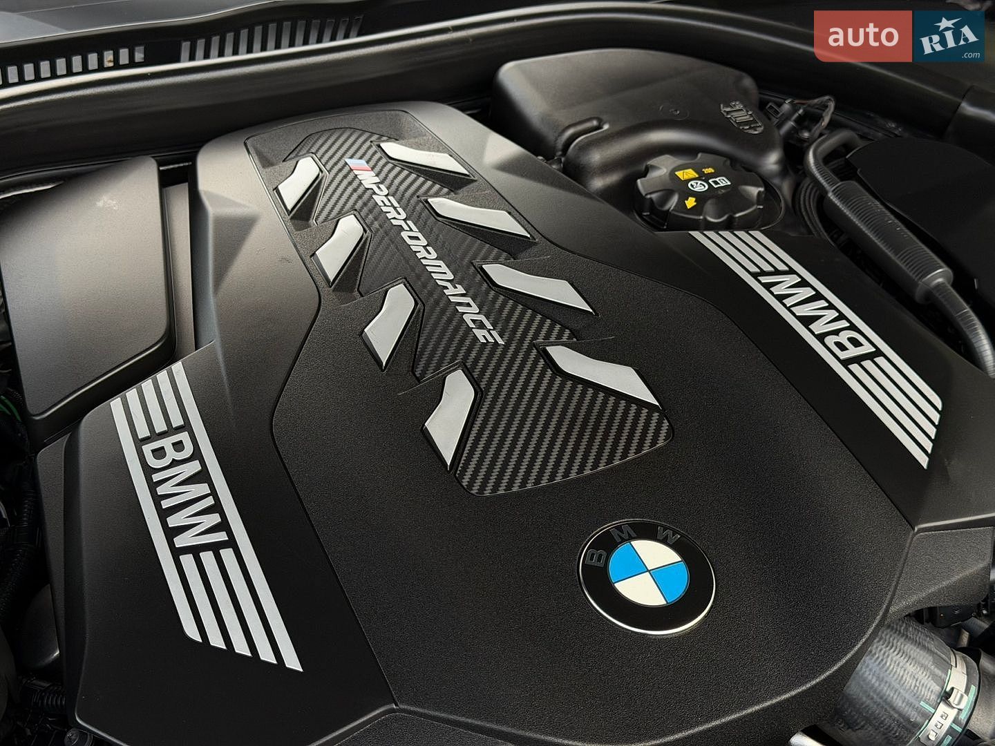 BMW 8 Series Gran Coupe 2019 VIN WBAGV8C01LBP48997 фото оголошення 22 з 42