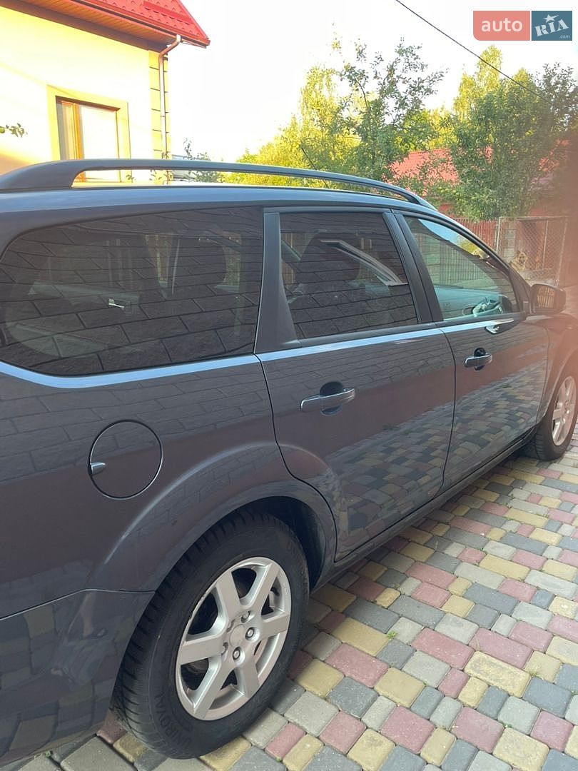 Ford Focus 2010 VIN WF0SXXGCDSAM40897 фото оголошення 6 з 18