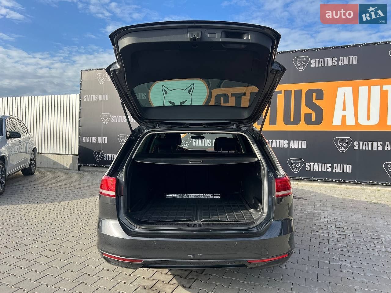 Volkswagen Passat 2019 VIN WVWZZZ3CZKE123265 фото оголошення 9 з 35