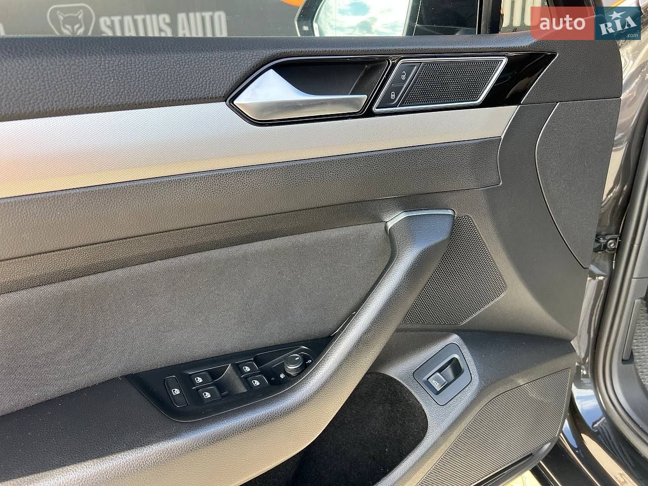 Volkswagen Passat 2019 VIN WVWZZZ3CZKE123265 фото оголошення 12 з 35