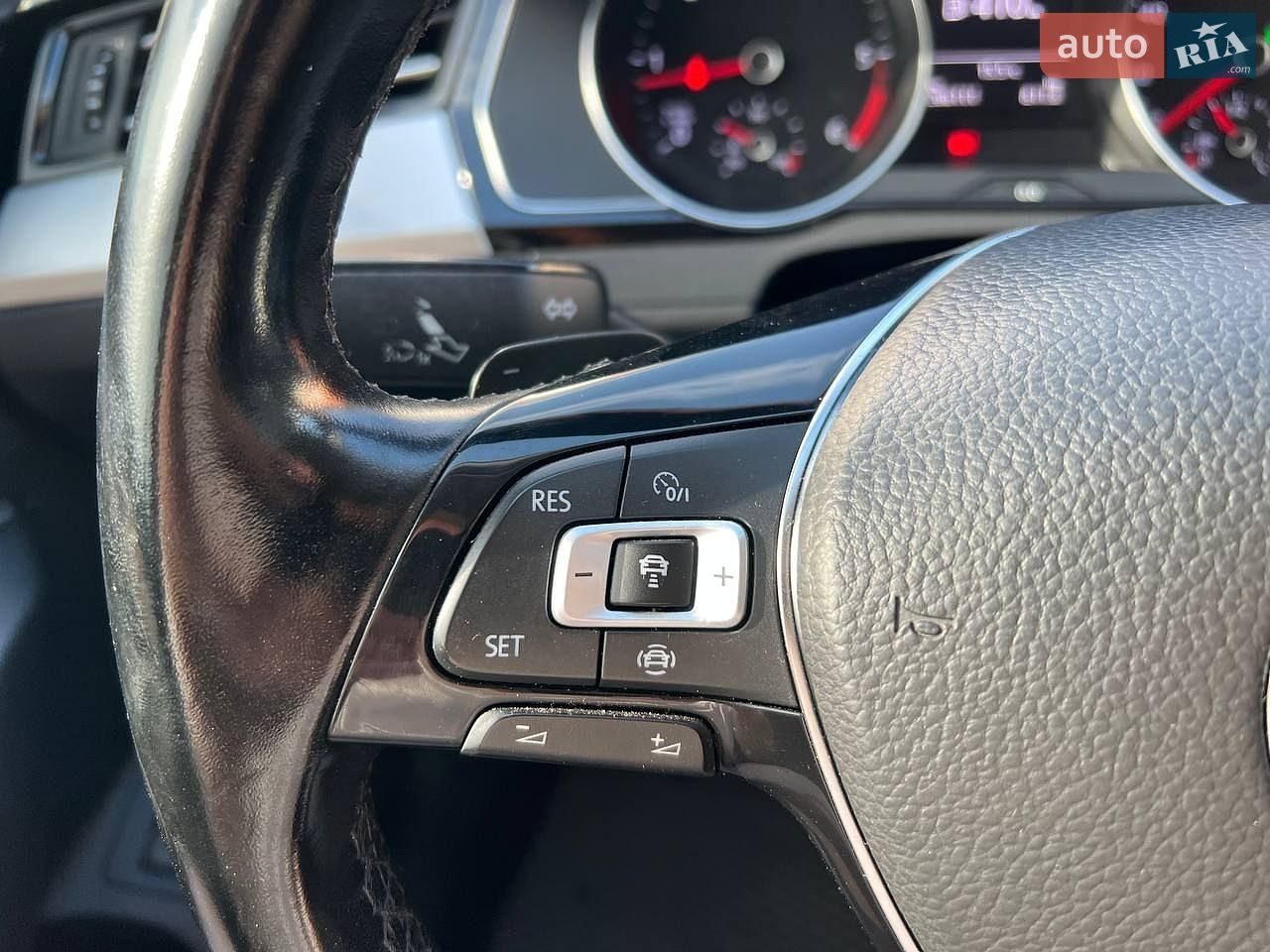 Volkswagen Passat 2019 VIN WVWZZZ3CZKE123265 фото оголошення 22 з 35