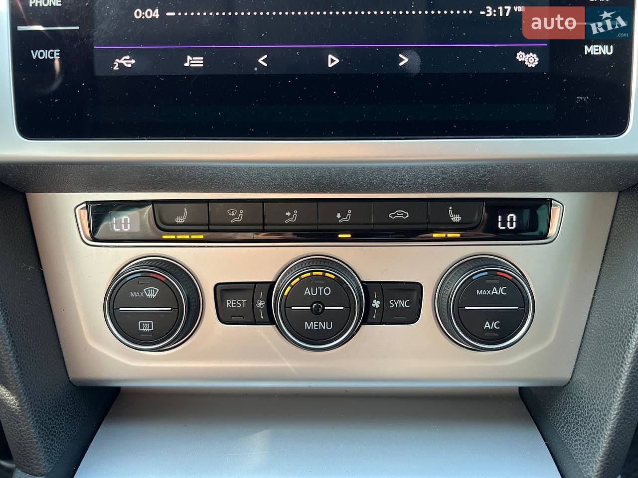 Volkswagen Passat 2019 VIN WVWZZZ3CZKE123265 фото оголошення 28 з 35