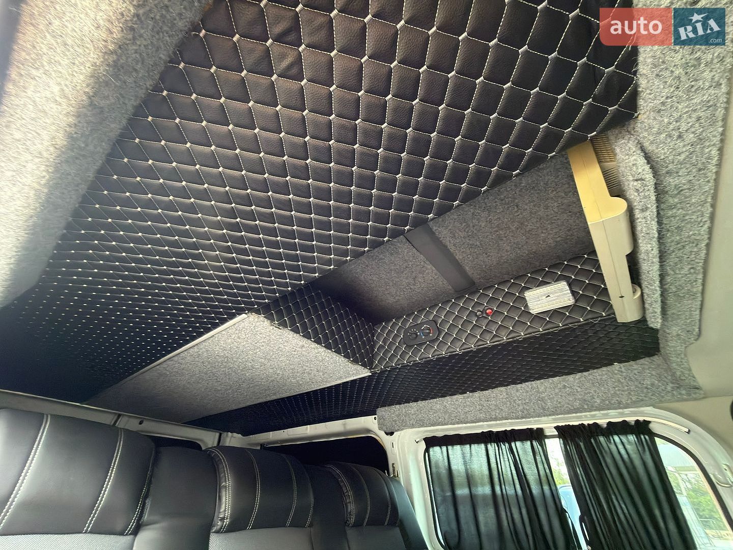 Ford Transit Custom 2017 VIN WF01XXTTG1HB63080 фото оголошення 26 з 53