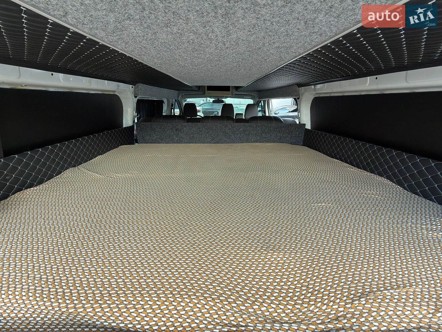 Ford Transit Custom 2017 VIN WF01XXTTG1HB63080 фото оголошення 24 з 53
