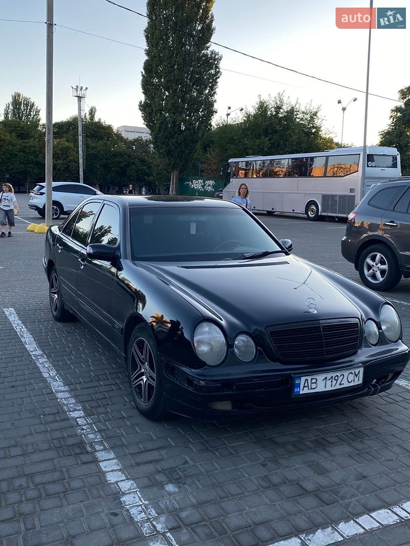 Mercedes-Benz E-Class 1999 VIN WDB2100071B045839 фото оголошення 2 з 9