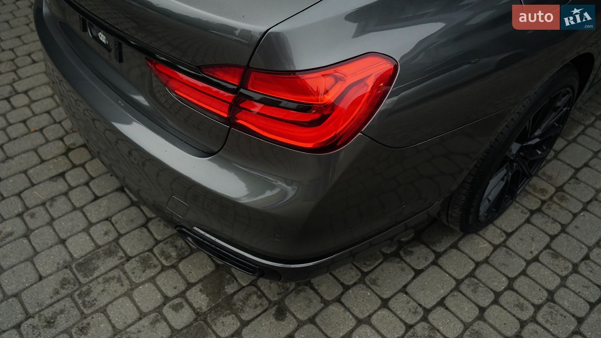 BMW 7 Series 2016 VIN WBA7E2C51GG738763 фото оголошення 13 з 37