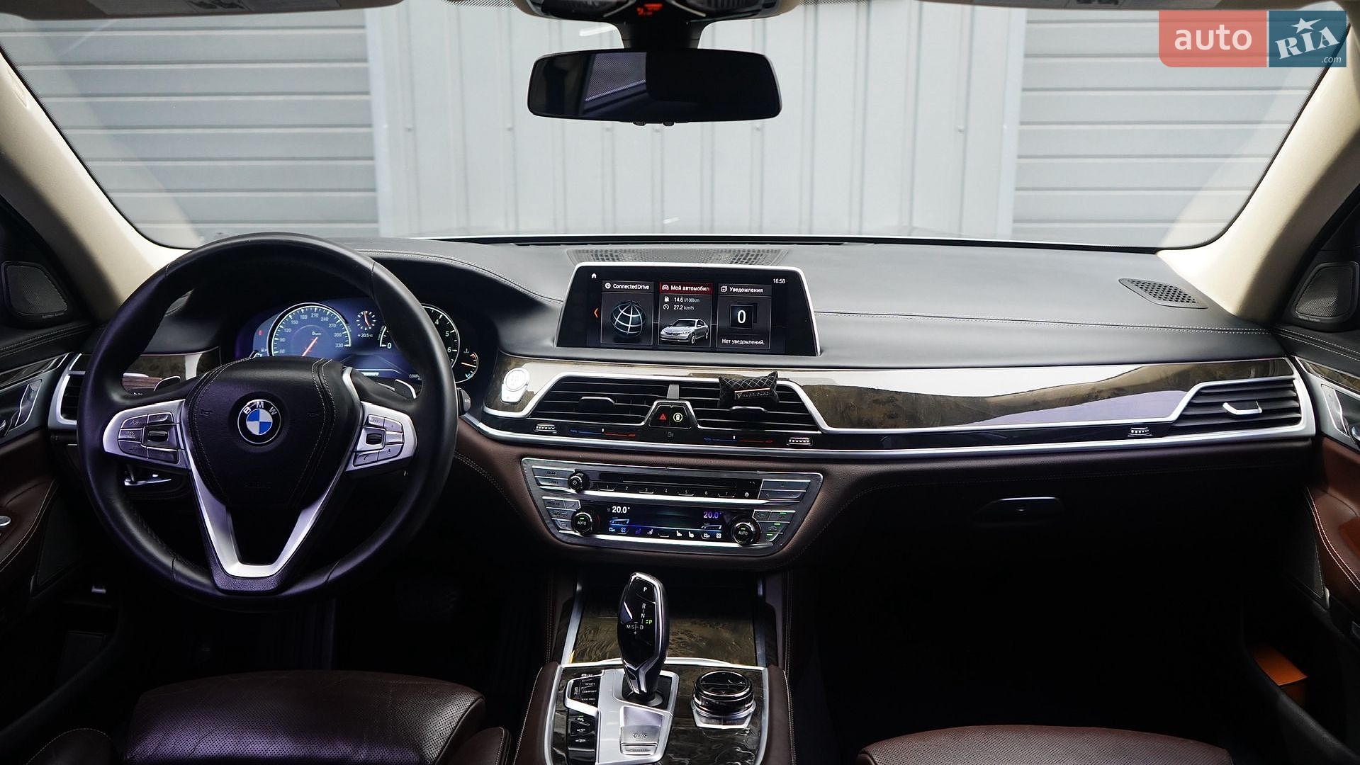 BMW 7 Series 2016 VIN WBA7E2C51GG738763 фото оголошення 18 з 37