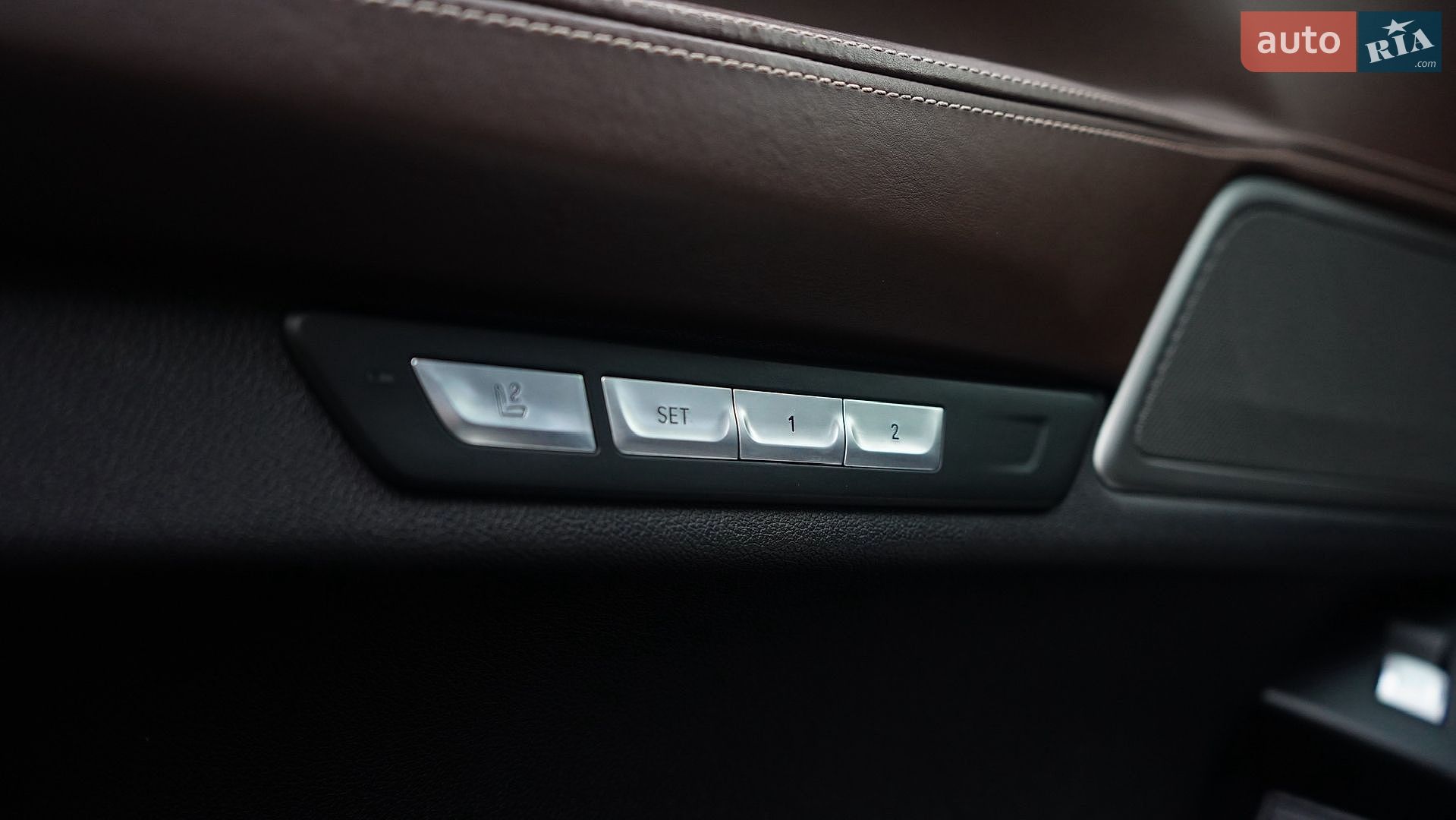 BMW 7 Series 2016 VIN WBA7E2C51GG738763 фото оголошення 20 з 37