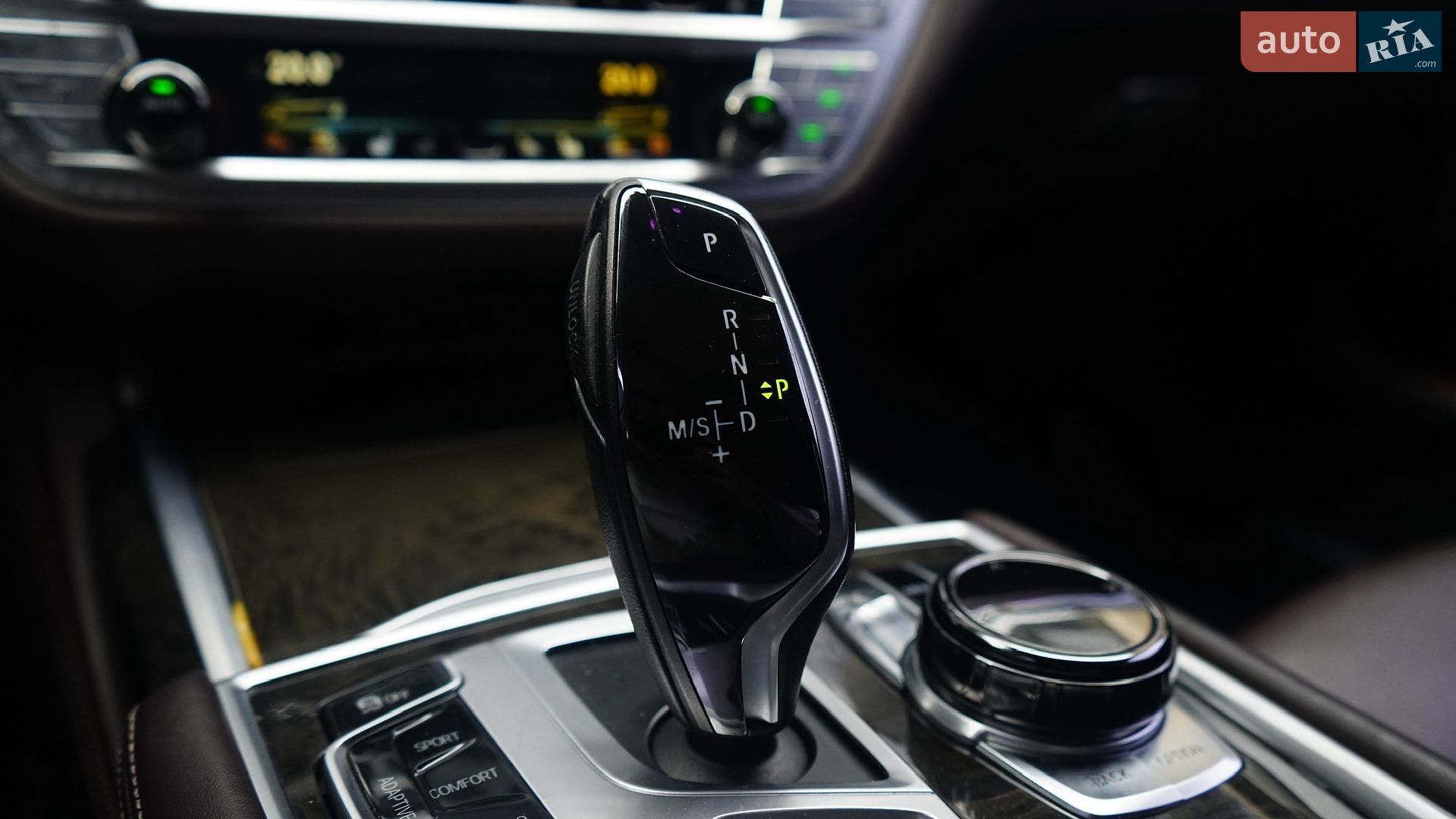 BMW 7 Series 2016 VIN WBA7E2C51GG738763 фото оголошення 24 з 37