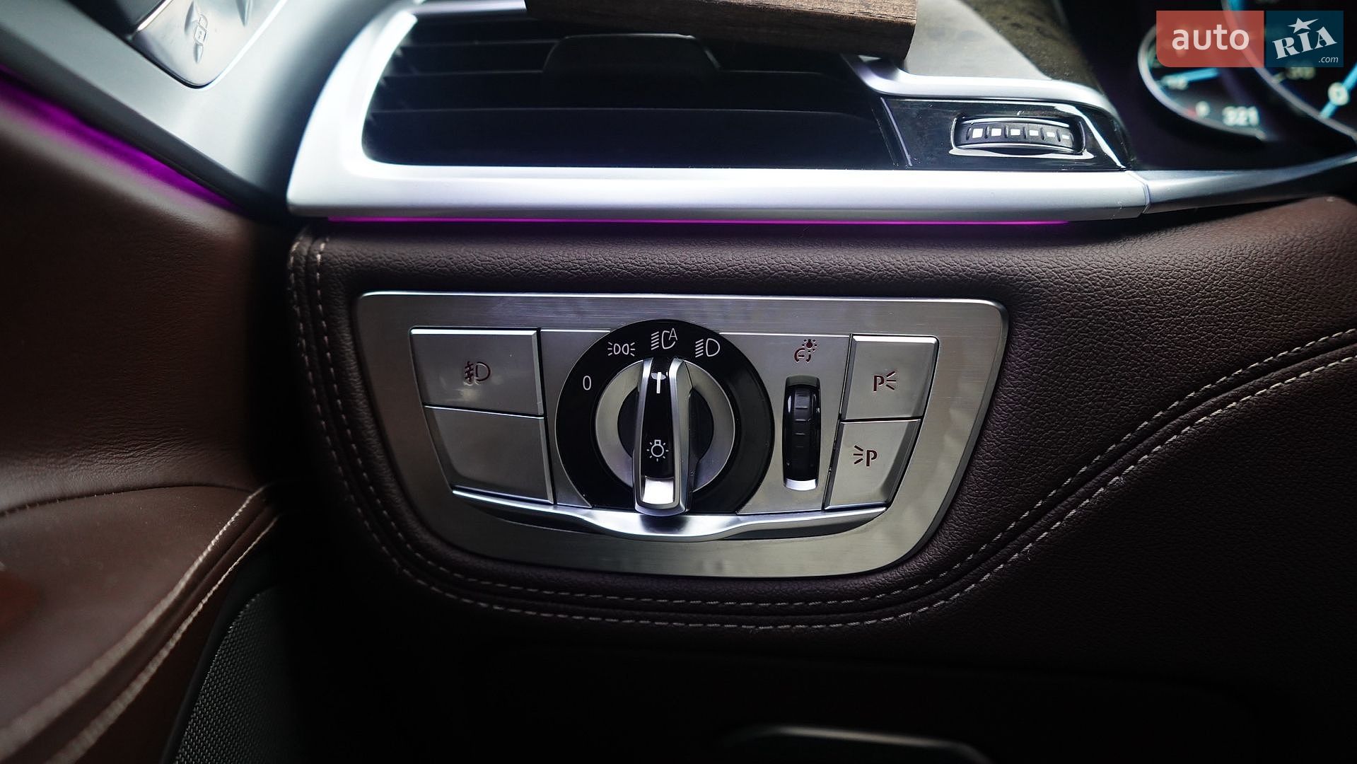 BMW 7 Series 2016 VIN WBA7E2C51GG738763 фото оголошення 25 з 37