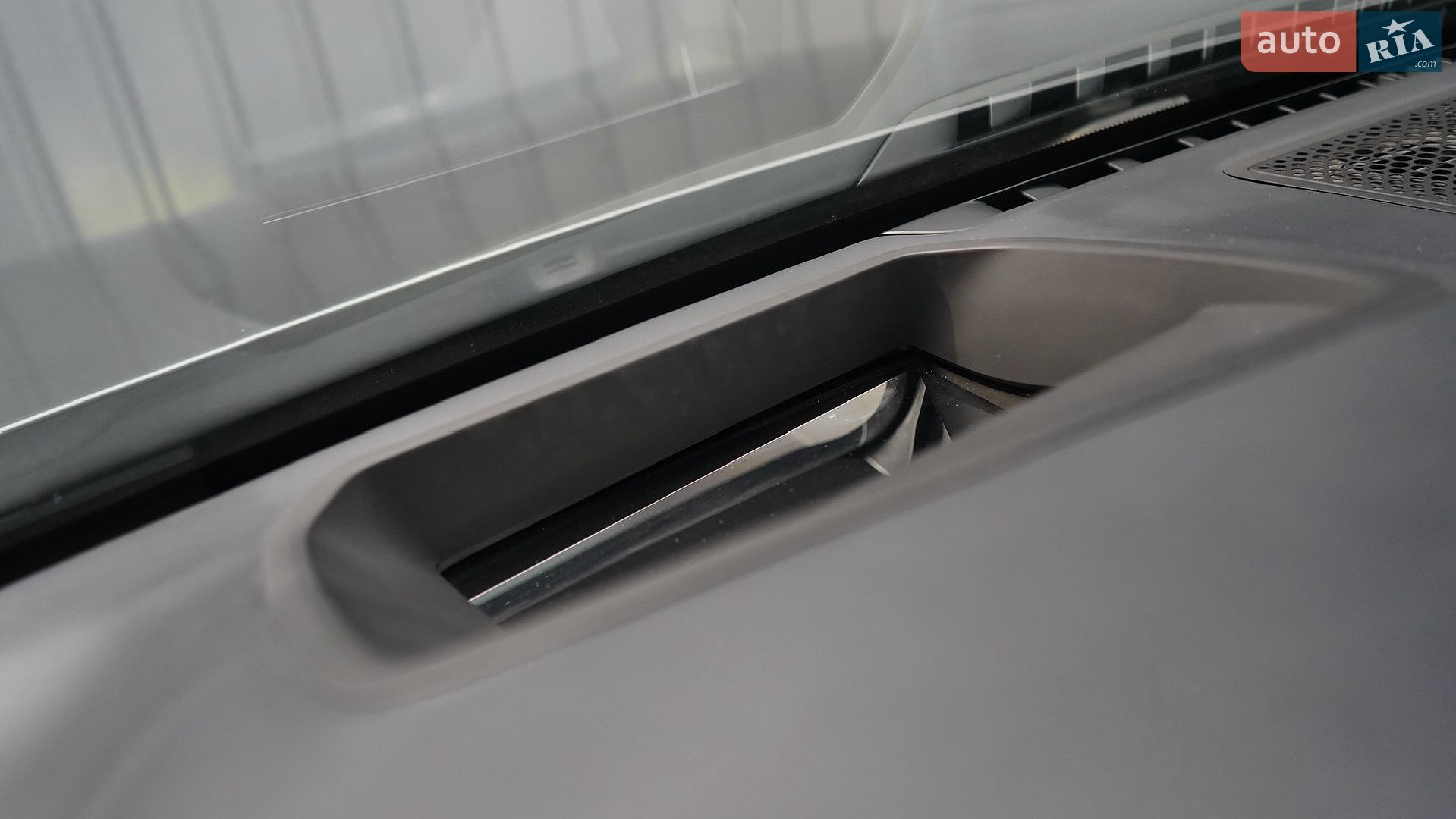 BMW 7 Series 2016 VIN WBA7E2C51GG738763 фото оголошення 30 з 37