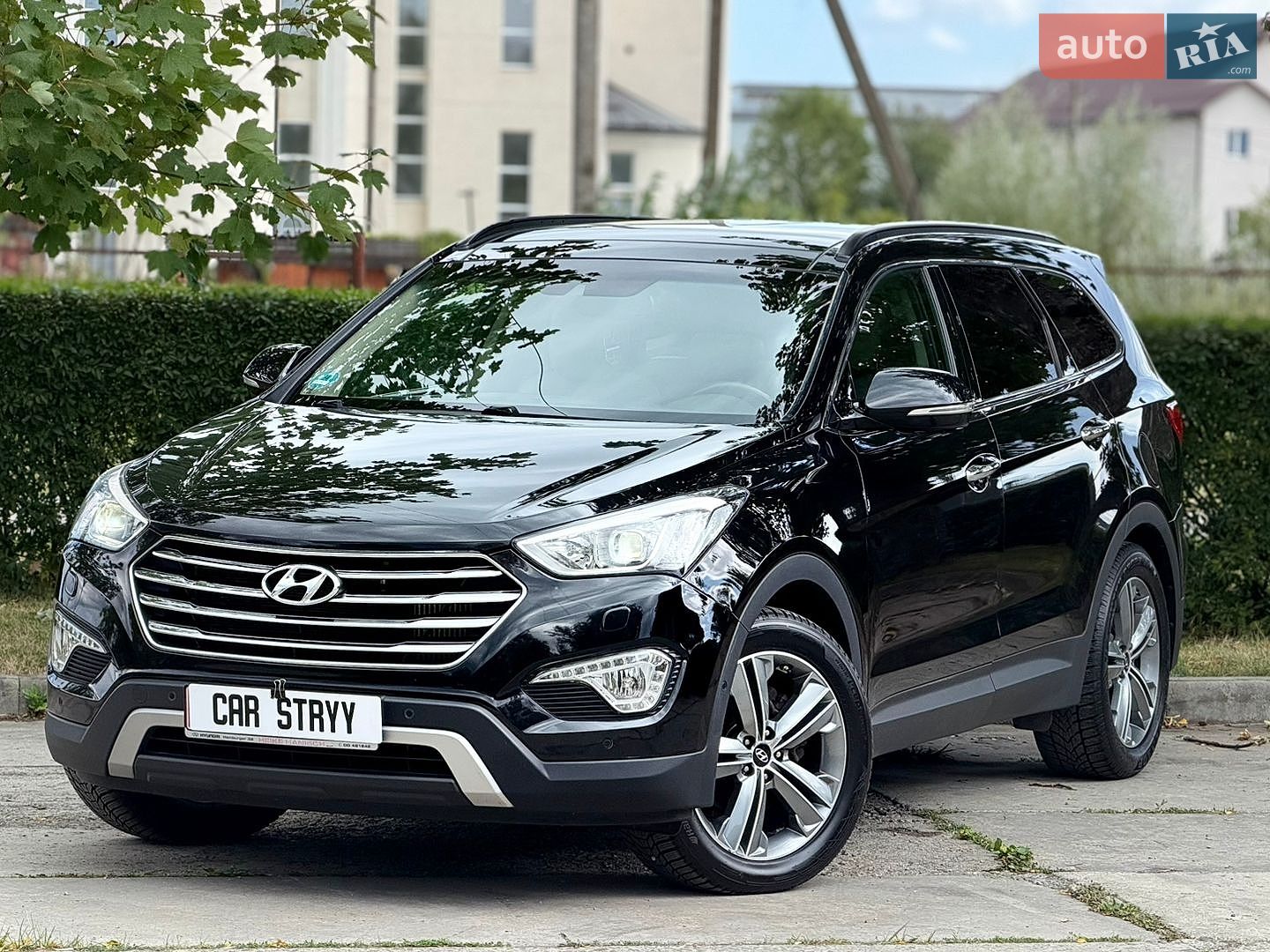 Hyundai Grand Santa Fe 2015 VIN KMHSR81XDGU145713 фото оголошення 2 з 73