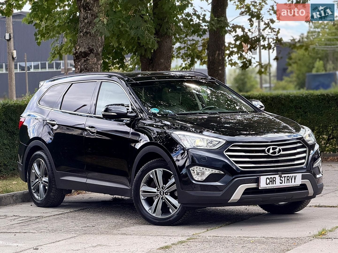 Hyundai Grand Santa Fe 2015 VIN KMHSR81XDGU145713 фото оголошення 7 з 73