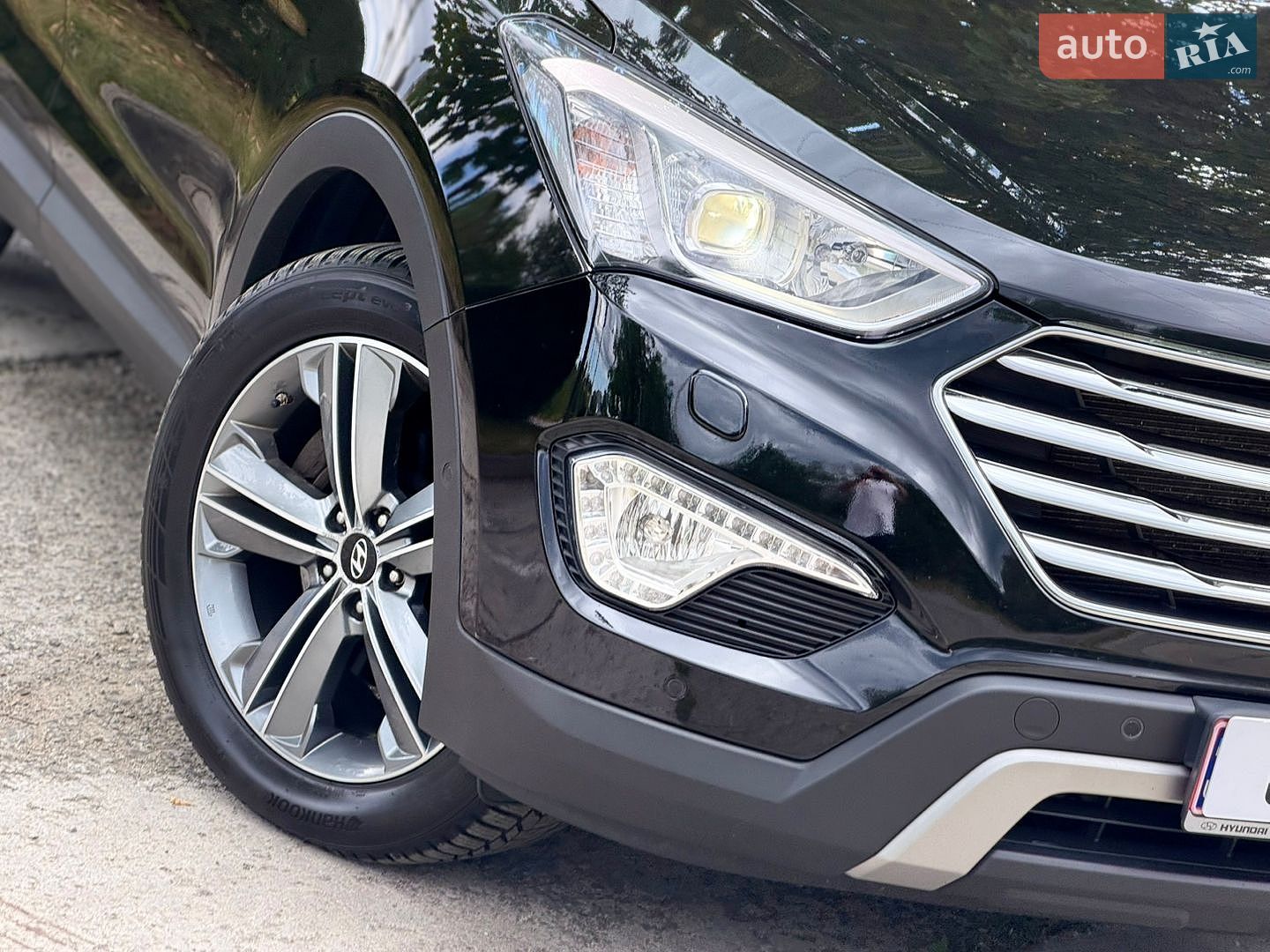 Hyundai Grand Santa Fe 2015 VIN KMHSR81XDGU145713 фото оголошення 10 з 73