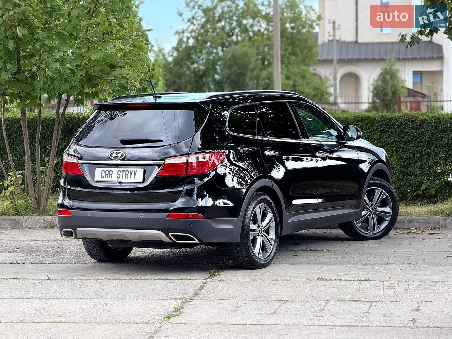 Hyundai Grand Santa Fe 2015 VIN KMHSR81XDGU145713 фото оголошення 16 з 73