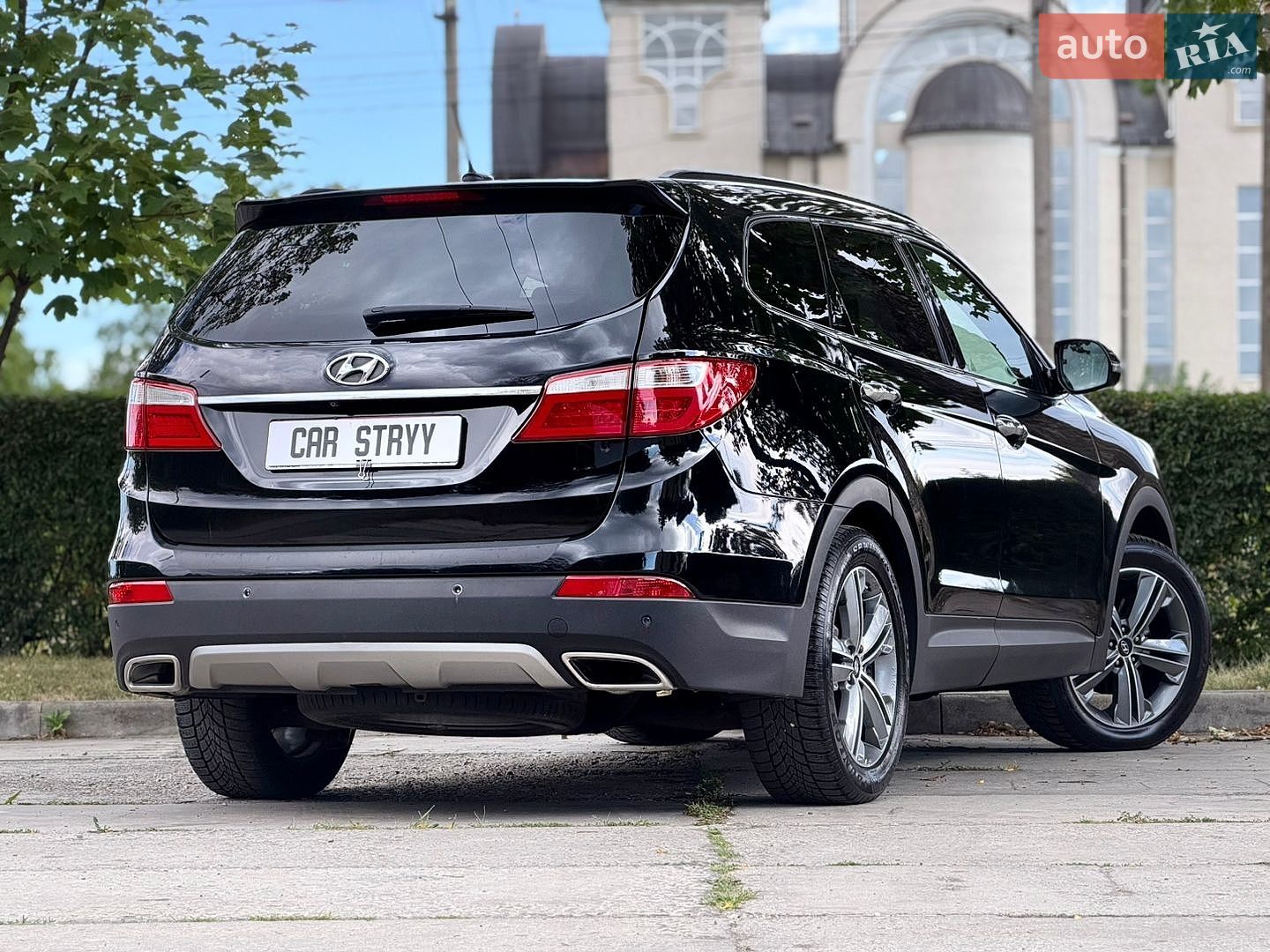 Hyundai Grand Santa Fe 2015 VIN KMHSR81XDGU145713 фото оголошення 19 з 73