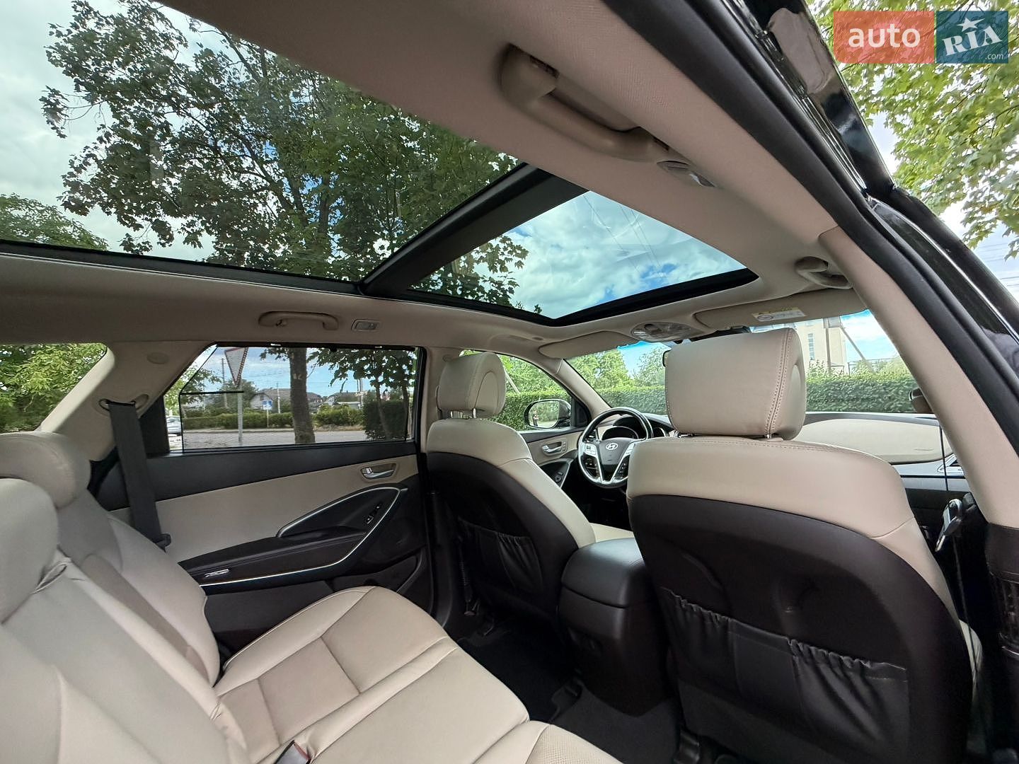 Hyundai Grand Santa Fe 2015 VIN KMHSR81XDGU145713 фото оголошення 45 з 73
