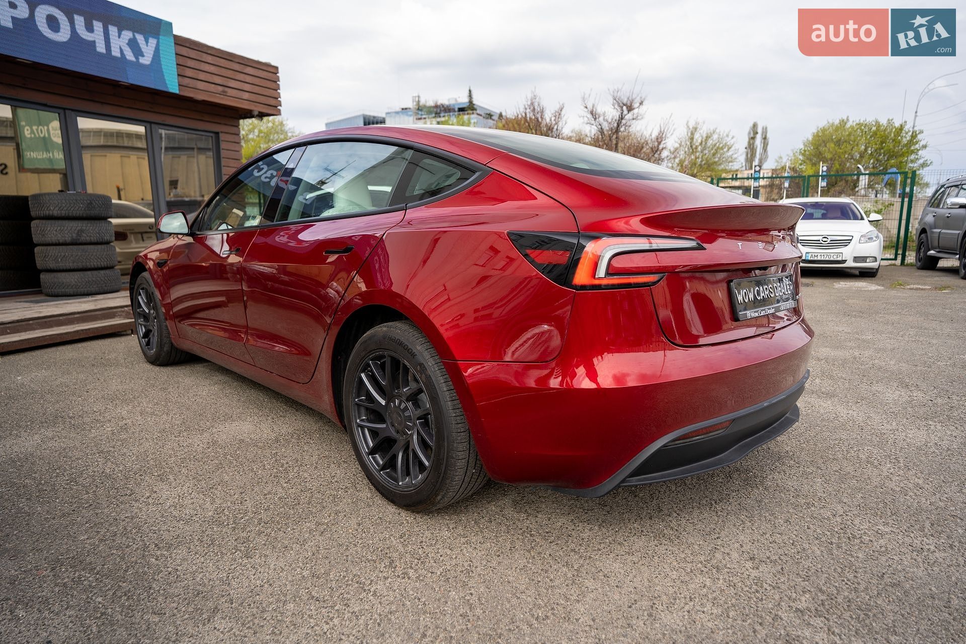 Tesla Model 3 2024 VIN 5YJ3E1EB0RF766713 фото оголошення 11 з 31