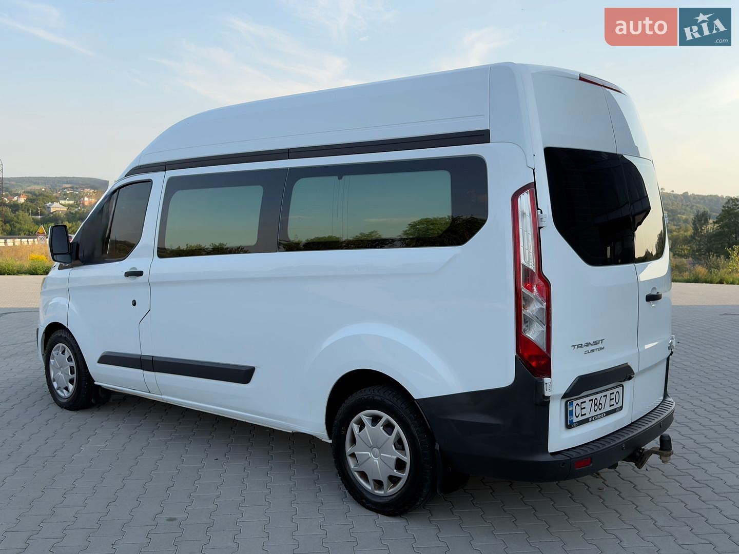 Ford Transit Custom 2017 VIN WF01XXTTG1HB63080 фото оголошення 4 з 53