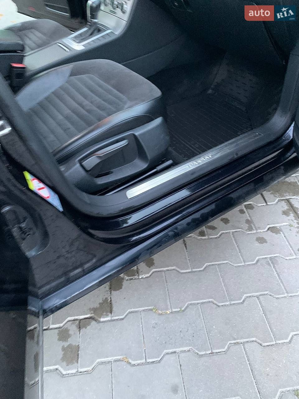 Volkswagen Passat 2012 VIN WVWZZZ3CZCE161968 фото оголошення 18 з 31