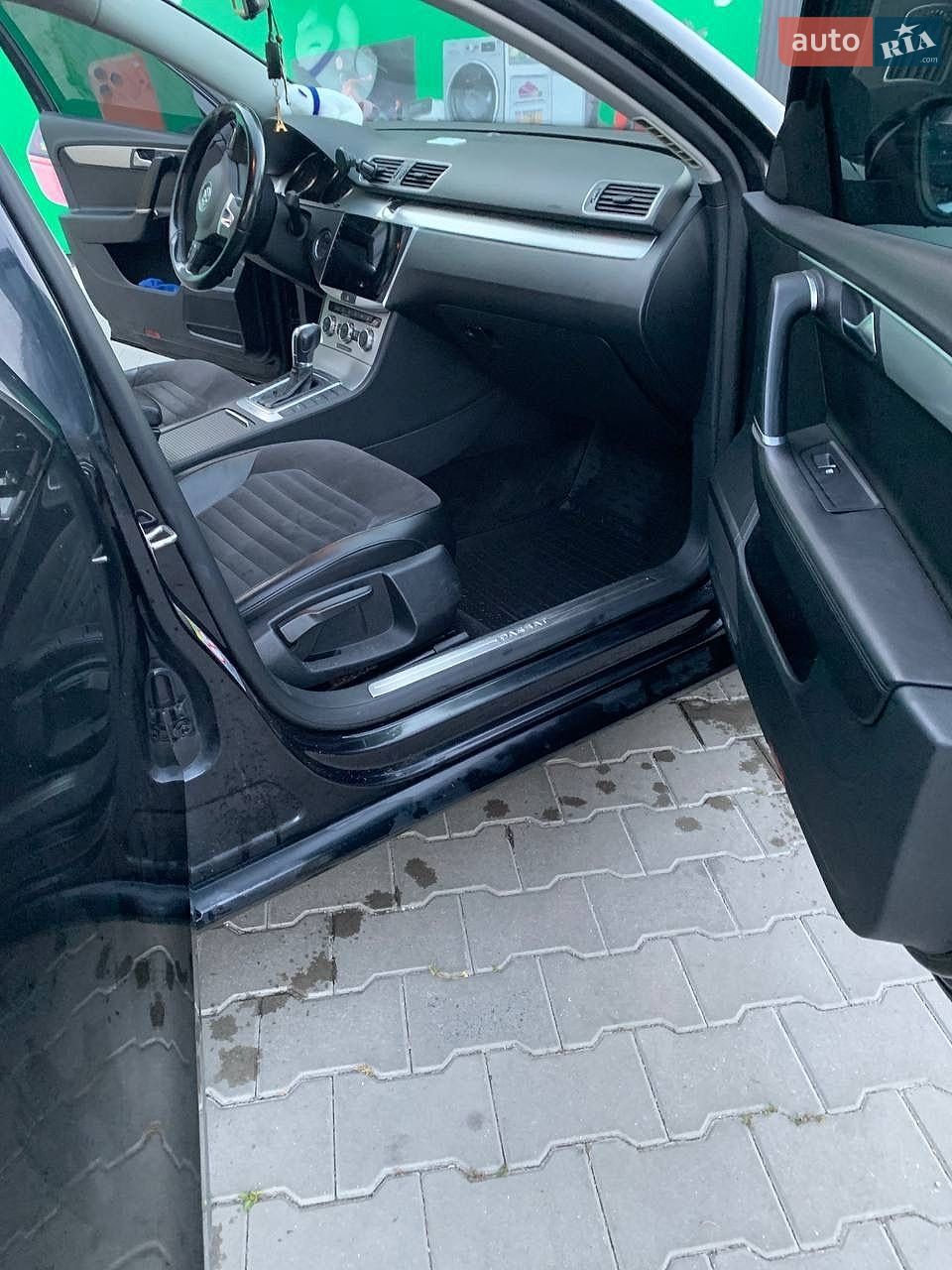 Volkswagen Passat 2012 VIN WVWZZZ3CZCE161968 фото оголошення 19 з 31