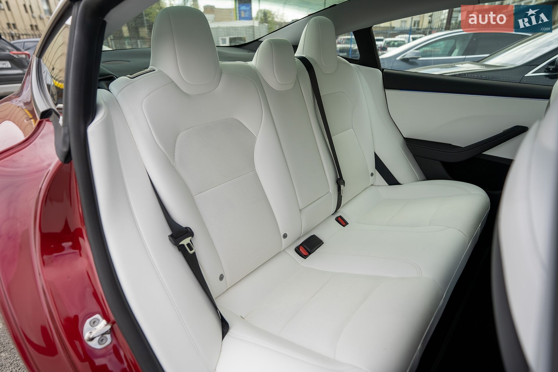 Tesla Model 3 2024 VIN 5YJ3E1EB0RF766713 фото оголошення 25 з 31