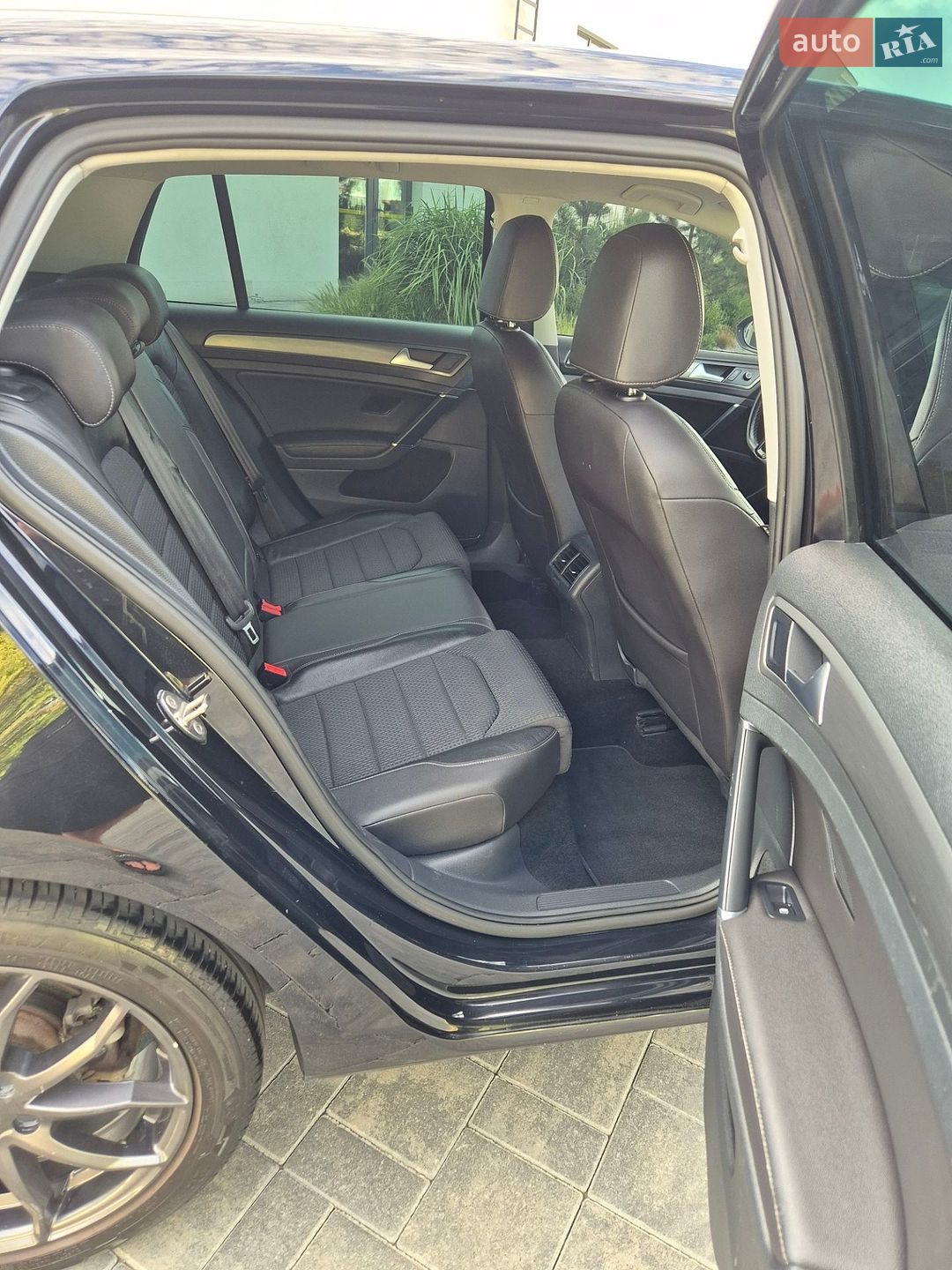 Volkswagen Golf 2014 VIN WVWZZZAUZEW155636 фото оголошення 18 з 30