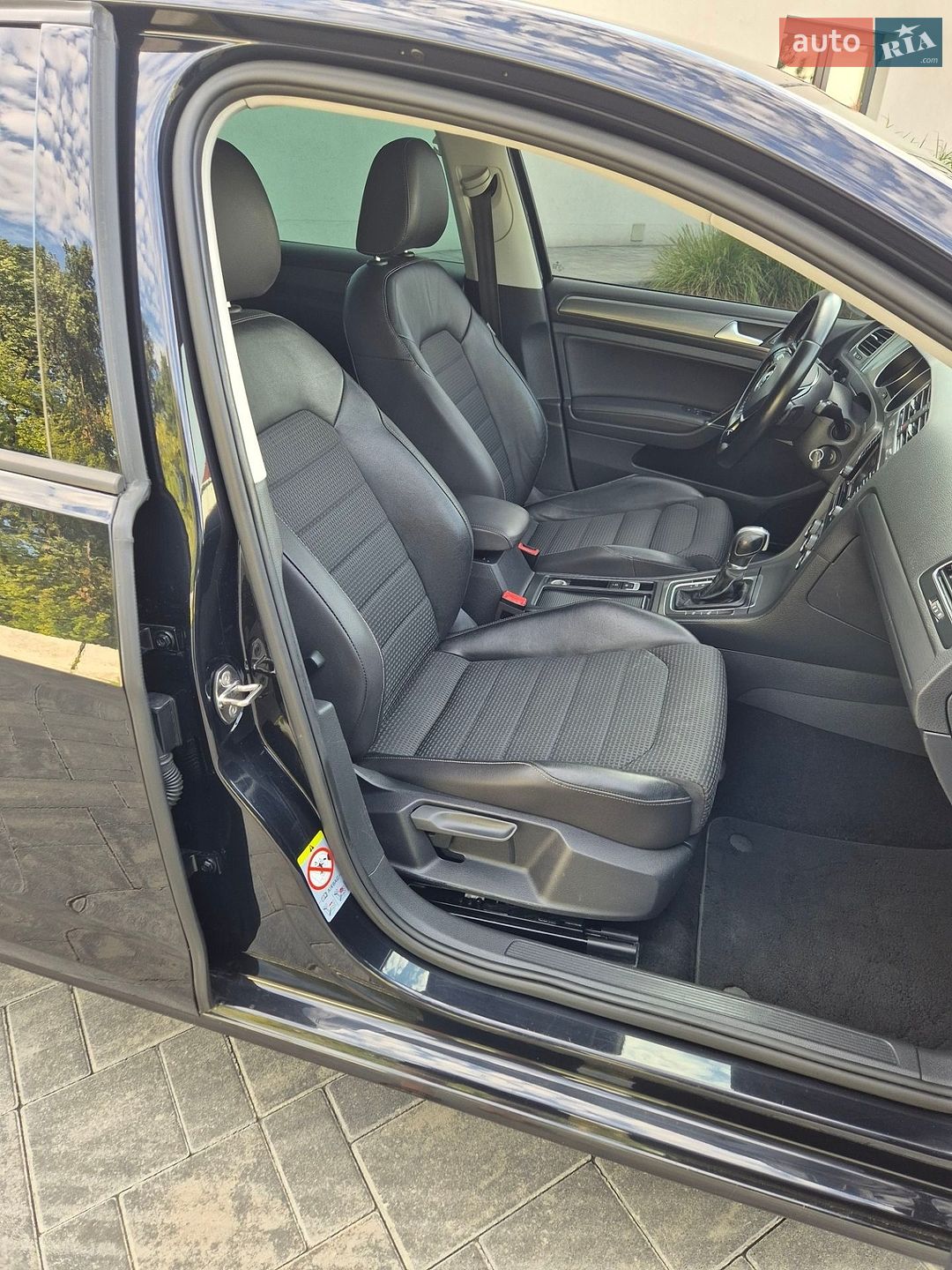 Volkswagen Golf 2014 VIN WVWZZZAUZEW155636 фото оголошення 19 з 30