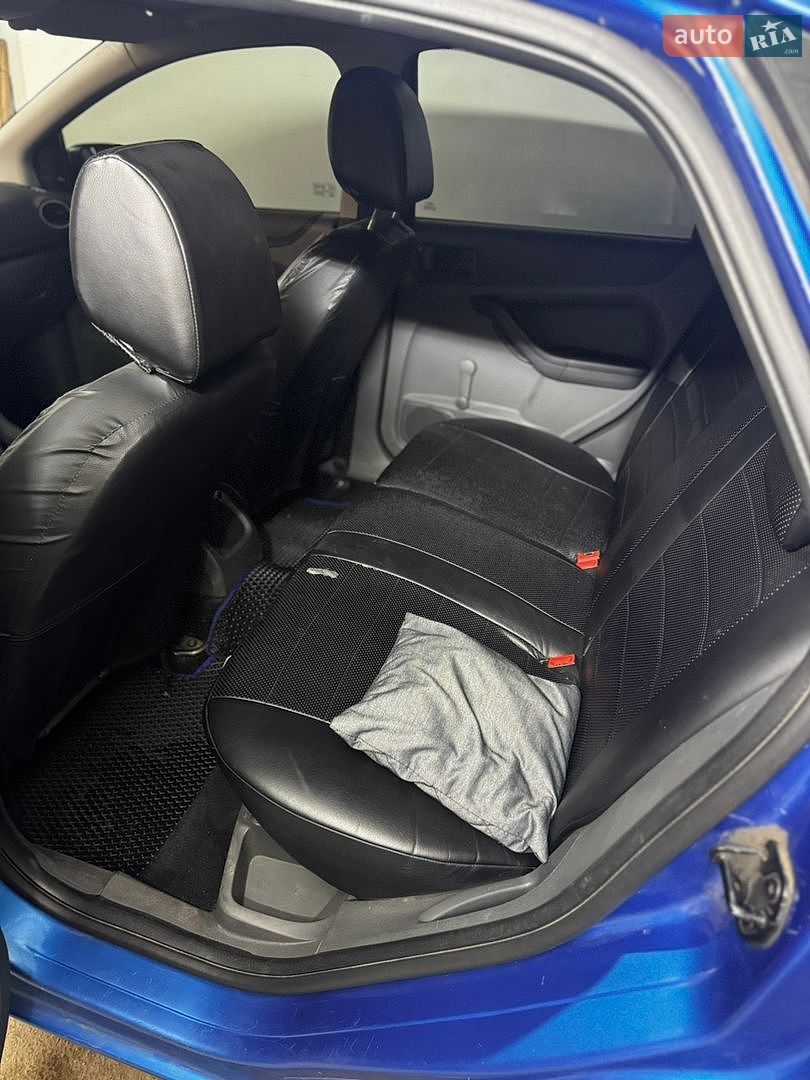 Ford Focus 2007 VIN WF05XXGCD57L25909 фото оголошення 10 з 26