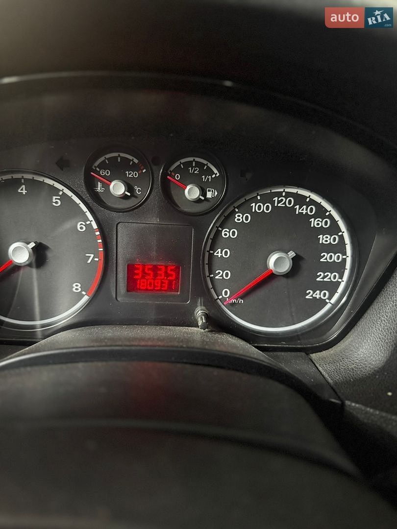 Ford Focus 2007 VIN WF05XXGCD57L25909 фото оголошення 18 з 26