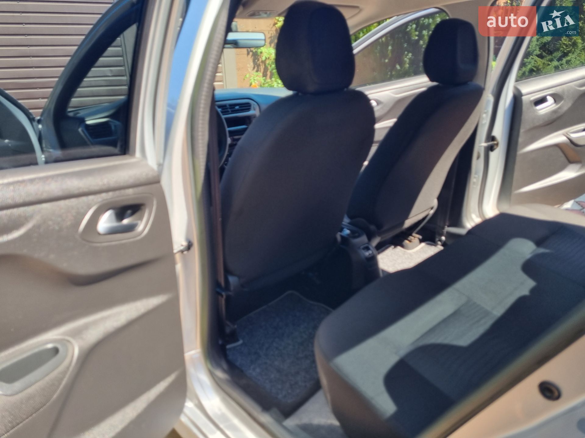 Peugeot 301 2014 VIN VF3DDHMY0EJ554311 фото оголошення 10 з 27