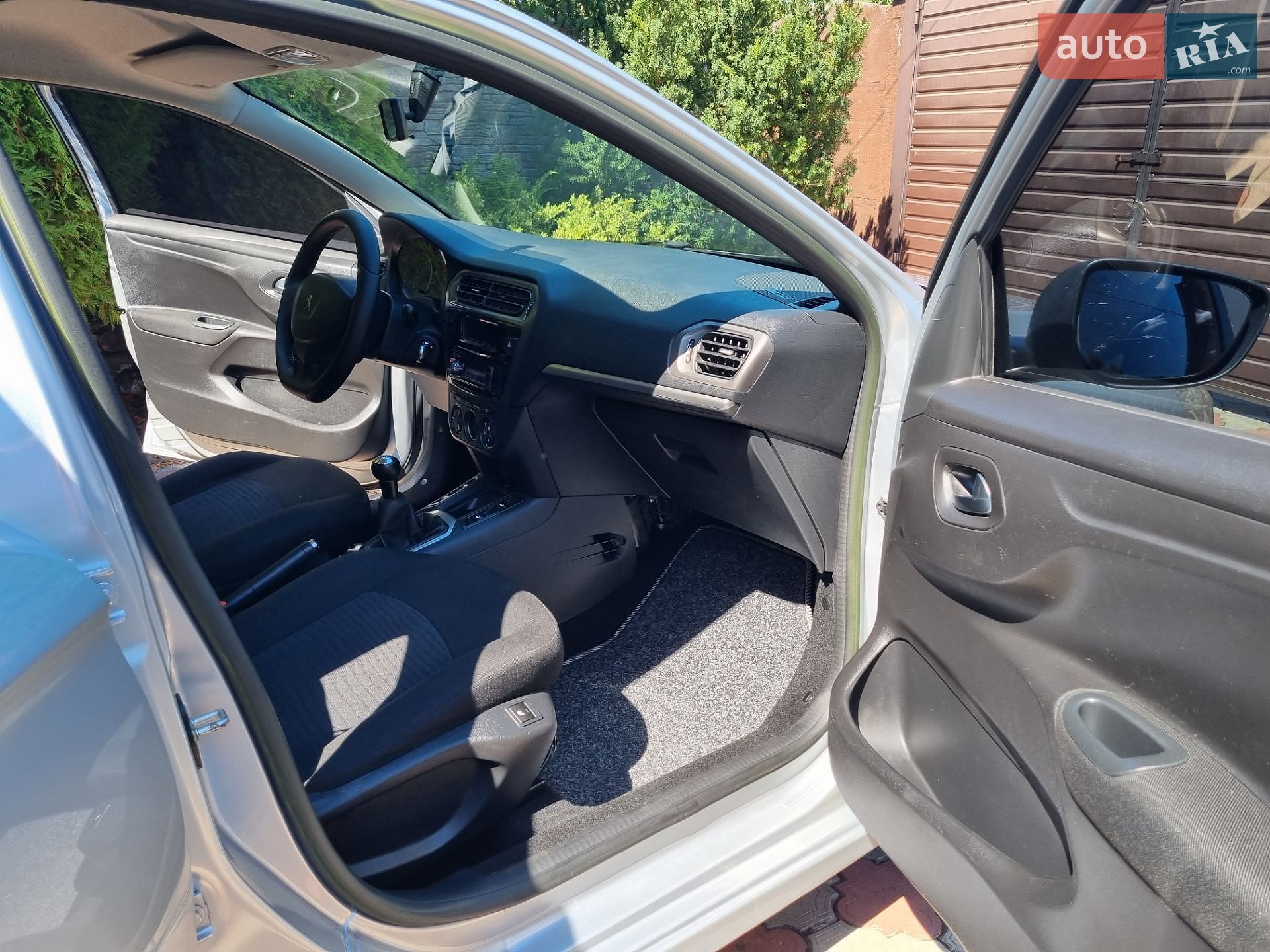 Peugeot 301 2014 VIN VF3DDHMY0EJ554311 фото оголошення 12 з 27