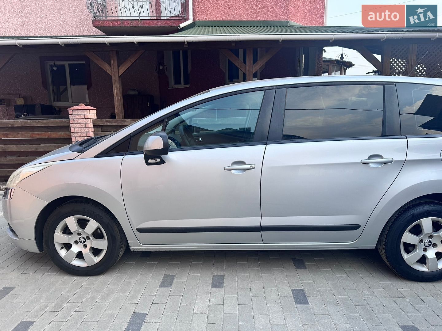 Peugeot 5008 2012 VIN VF30A9HR8CS124265 фото оголошення 3 з 17