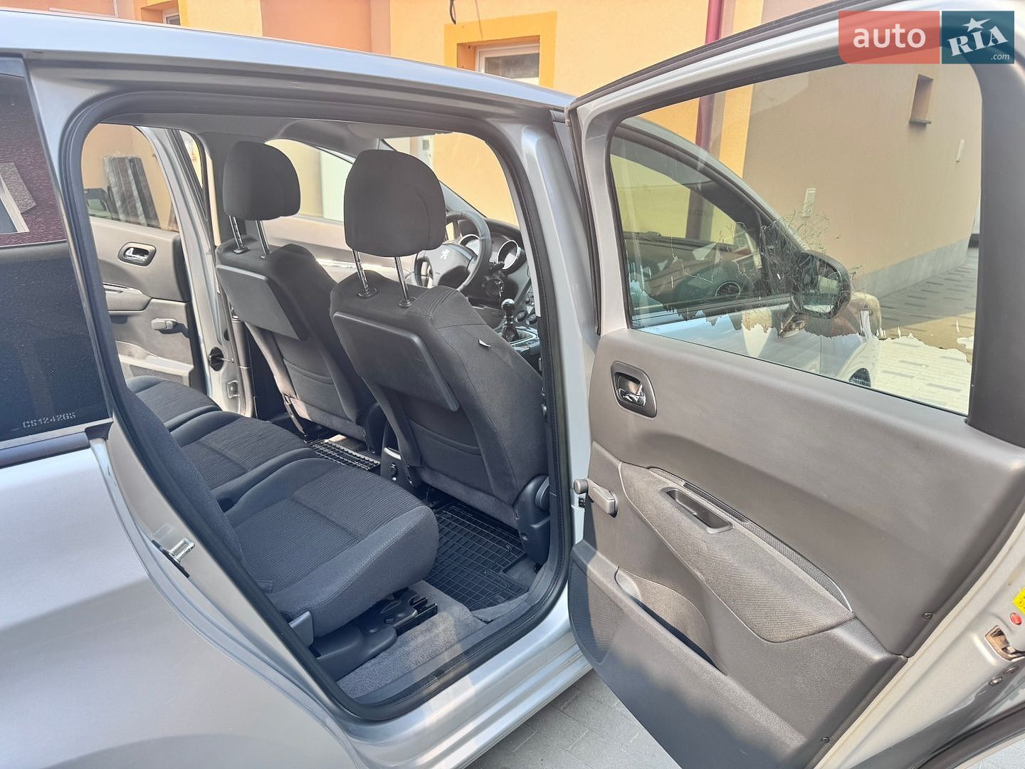Peugeot 5008 2012 VIN VF30A9HR8CS124265 фото оголошення 12 з 17