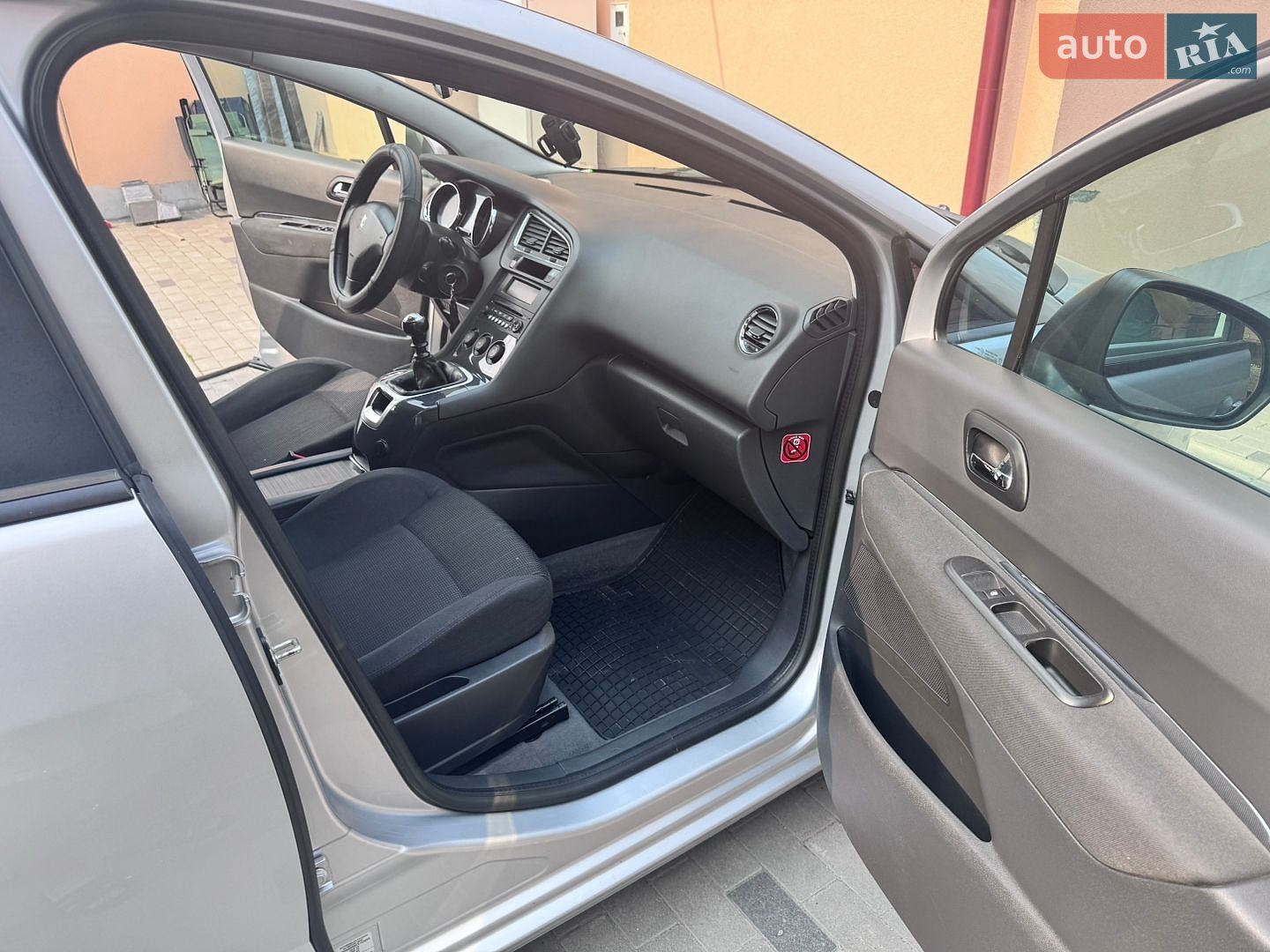 Peugeot 5008 2012 VIN VF30A9HR8CS124265 фото оголошення 11 з 17