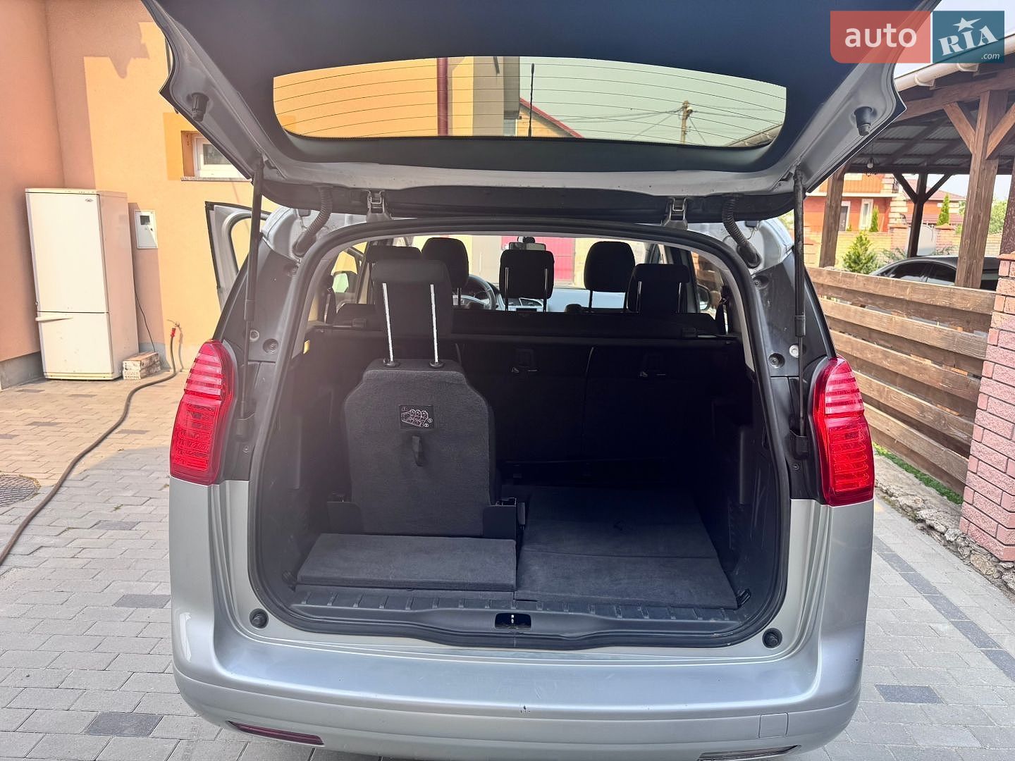 Peugeot 5008 2012 VIN VF30A9HR8CS124265 фото оголошення 16 з 17