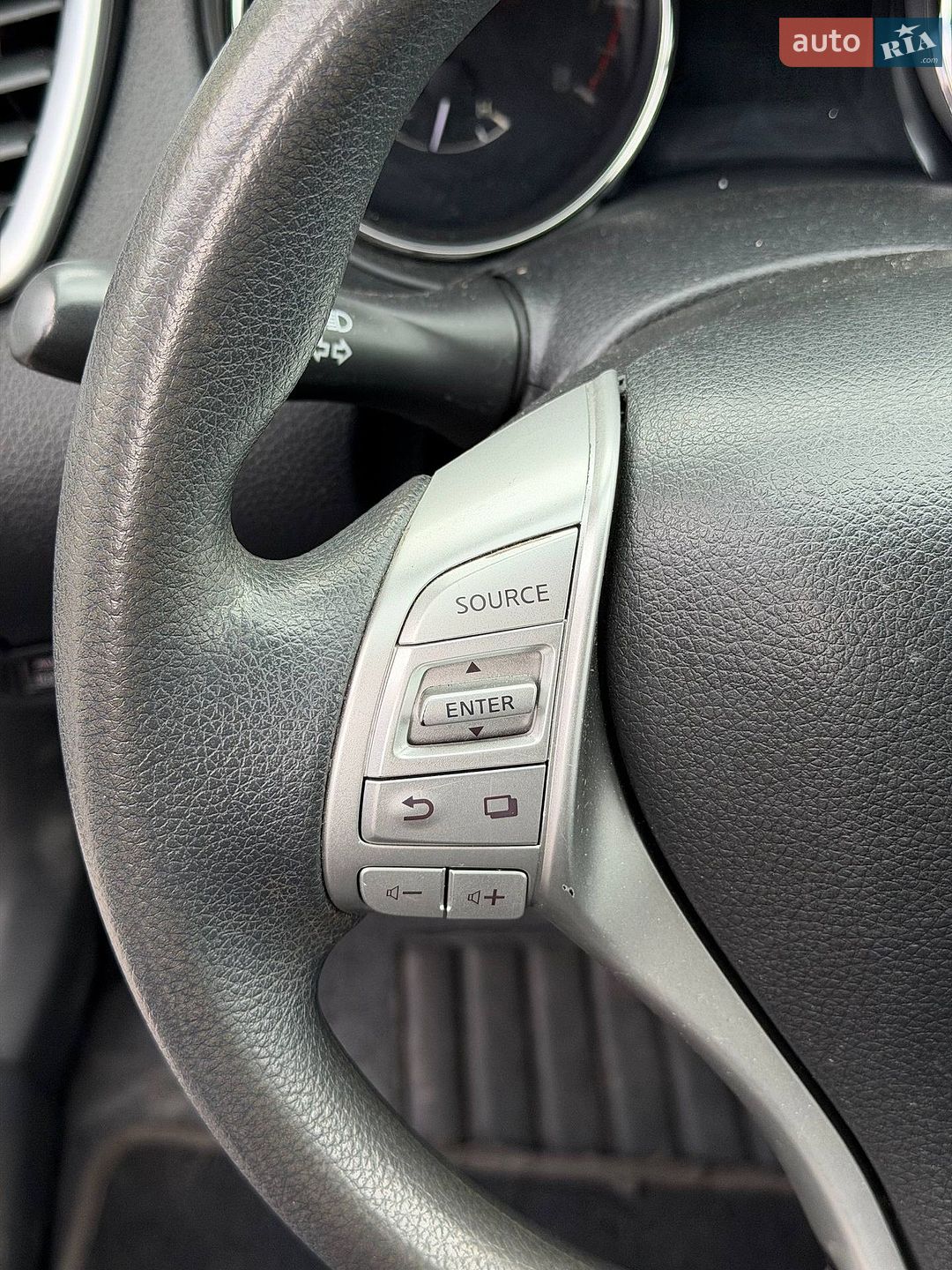 Nissan Rogue 2015 VIN KNMAT2MV3FP554873 фото оголошення 29 з 53
