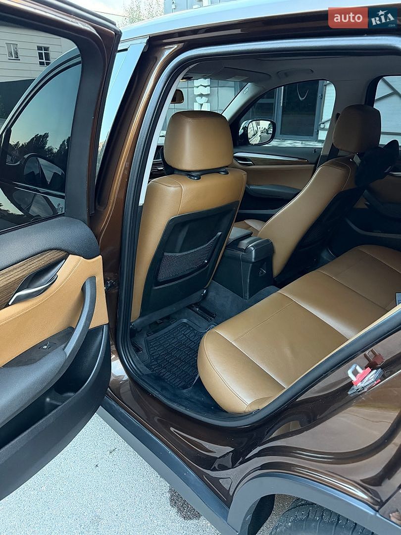 BMW X1 2012 VIN WBAVP31000VT05614 фото оголошення 5 з 15