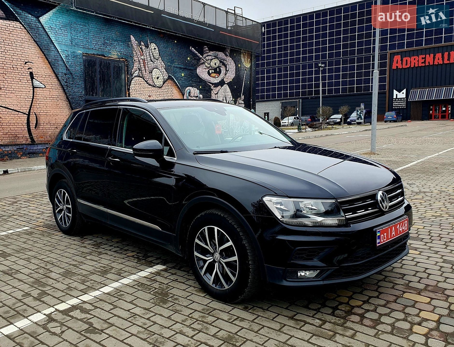 Volkswagen Tiguan 2017 VIN WVGZZZ5NZJW313602 фото оголошення 3 з 40
