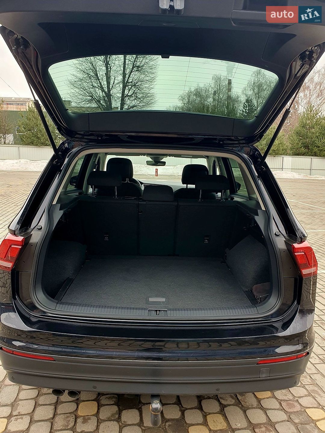Volkswagen Tiguan 2017 VIN WVGZZZ5NZJW313602 фото оголошення 9 з 40