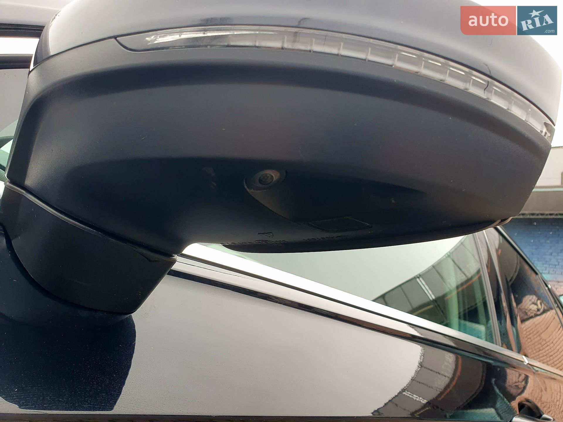 Volkswagen Tiguan 2017 VIN WVGZZZ5NZJW313602 фото оголошення 12 з 40