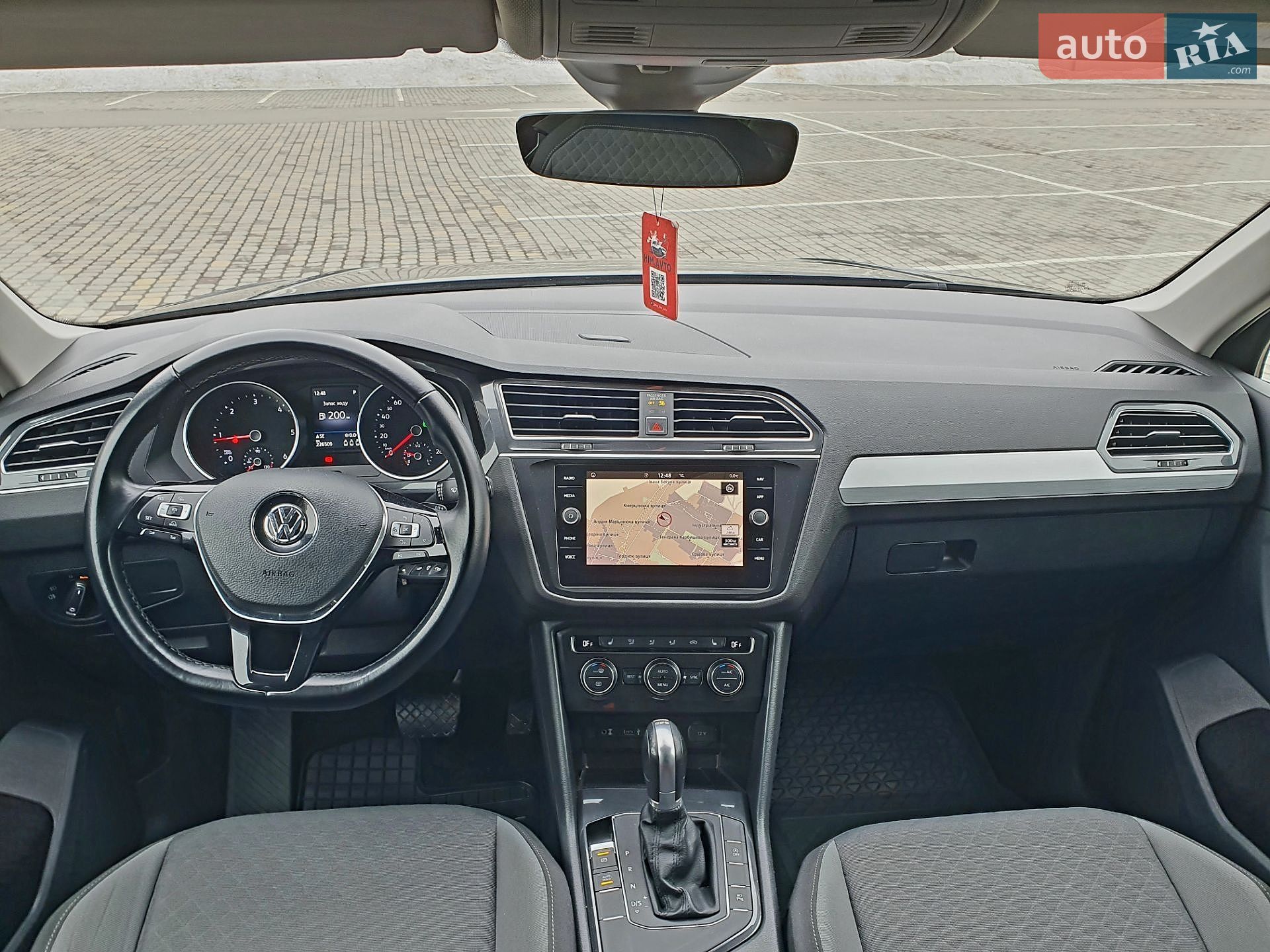 Volkswagen Tiguan 2017 VIN WVGZZZ5NZJW313602 фото оголошення 18 з 40