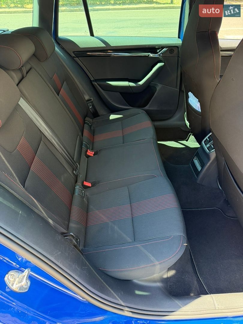 Skoda Octavia 2019 VIN TMBJJ7NEXL0033106 фото оголошення 15 з 25
