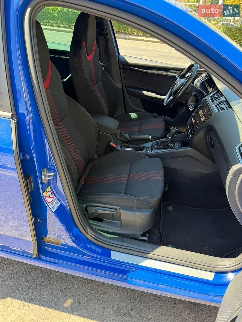 Skoda Octavia 2019 VIN TMBJJ7NEXL0033106 фото оголошення 16 з 25