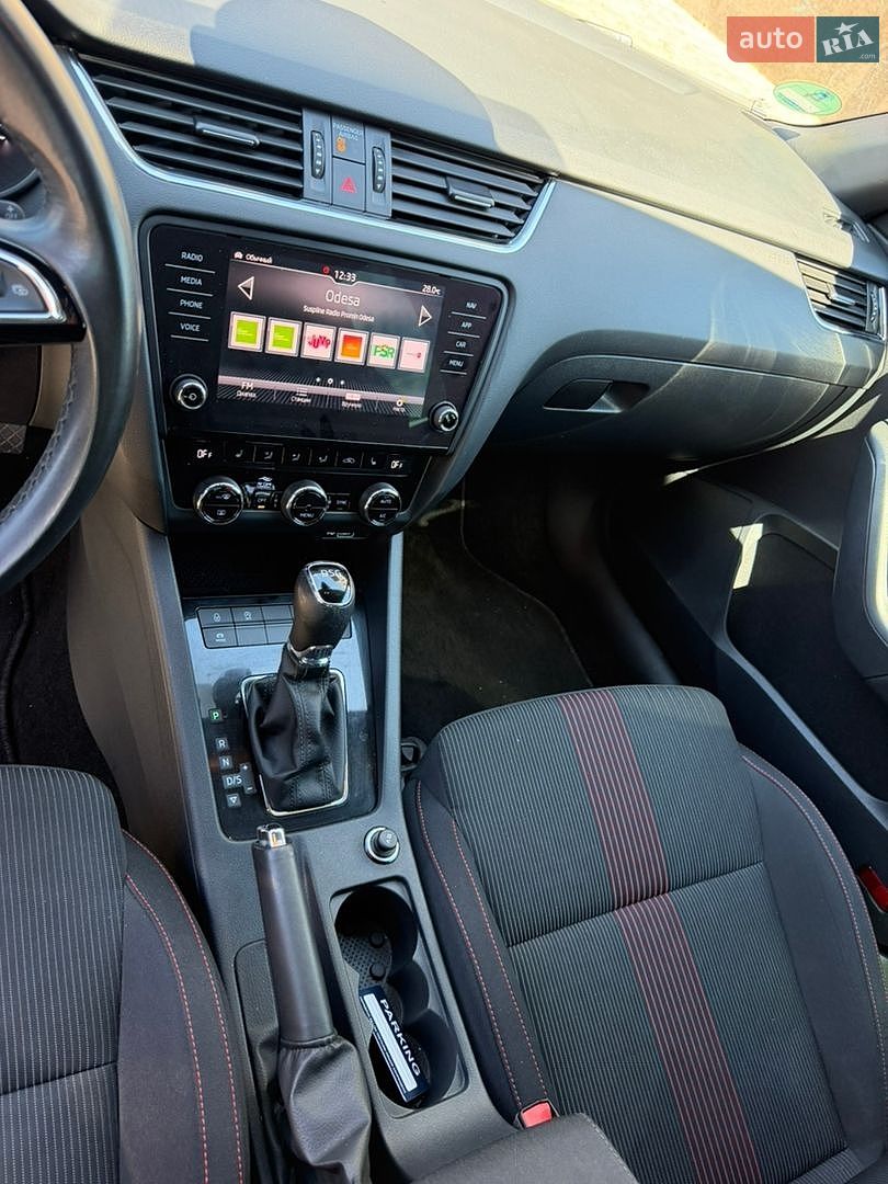 Skoda Octavia 2019 VIN TMBJJ7NEXL0033106 фото оголошення 19 з 25
