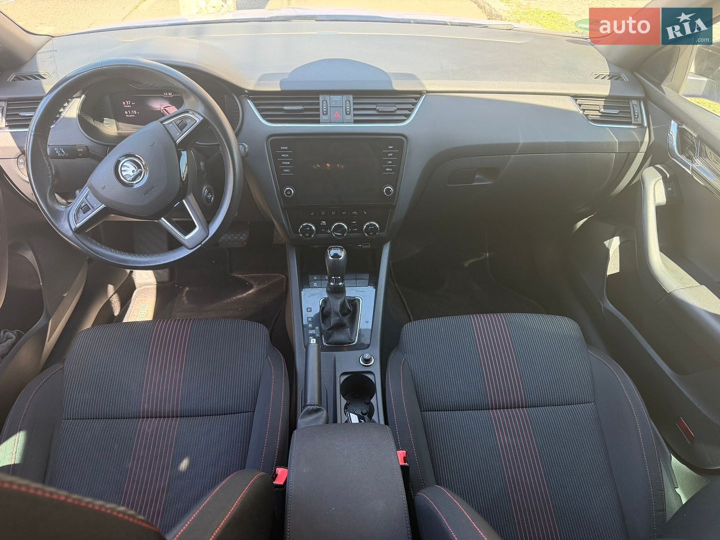 Skoda Octavia 2019 VIN TMBJJ7NEXL0033106 фото оголошення 24 з 25