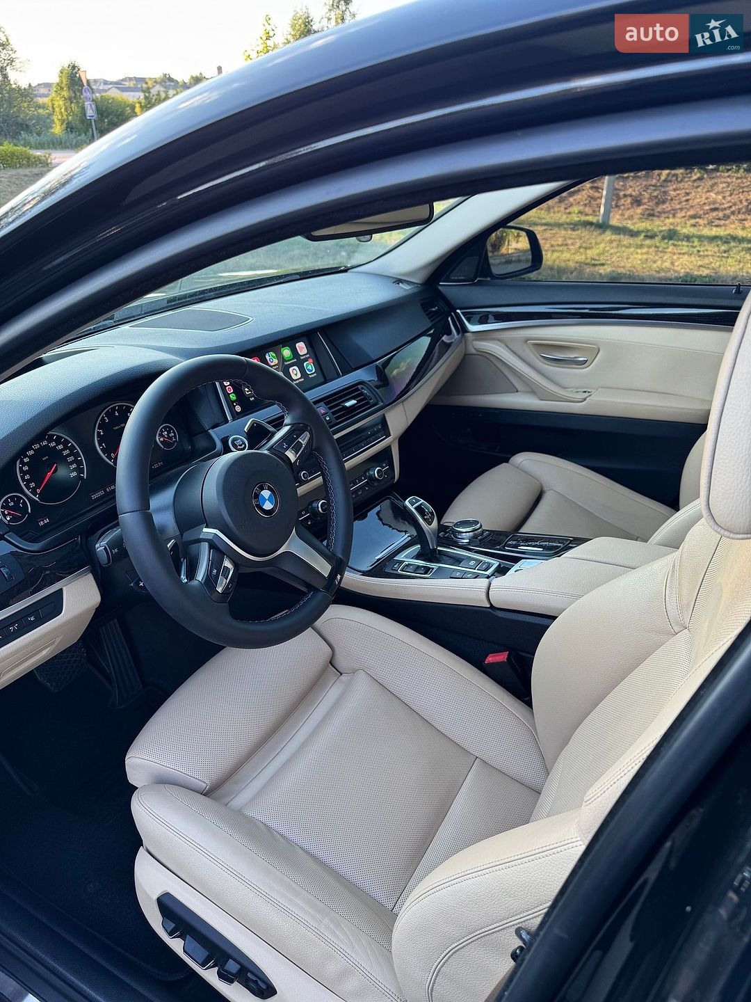 BMW 5 Series 2015 VIN WBA5A5C52GD529683 фото оголошення 13 з 37