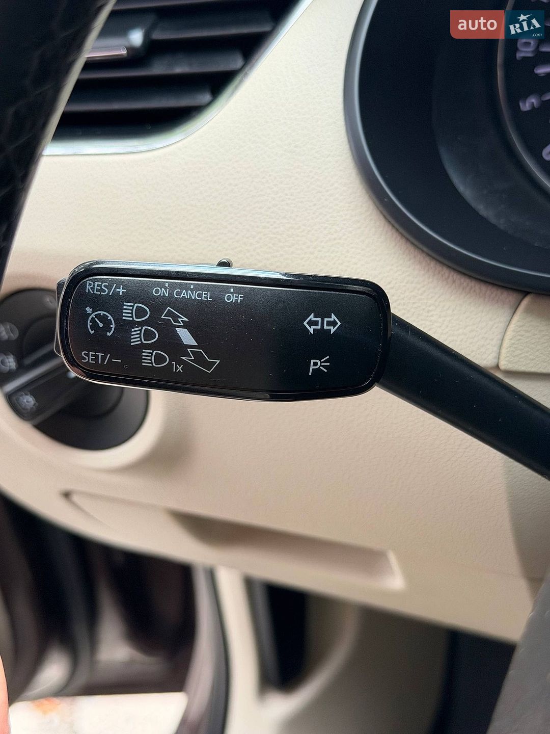 Skoda Octavia 2013 VIN TMBJJ7NE0E0079157 фото оголошення 27 з 46