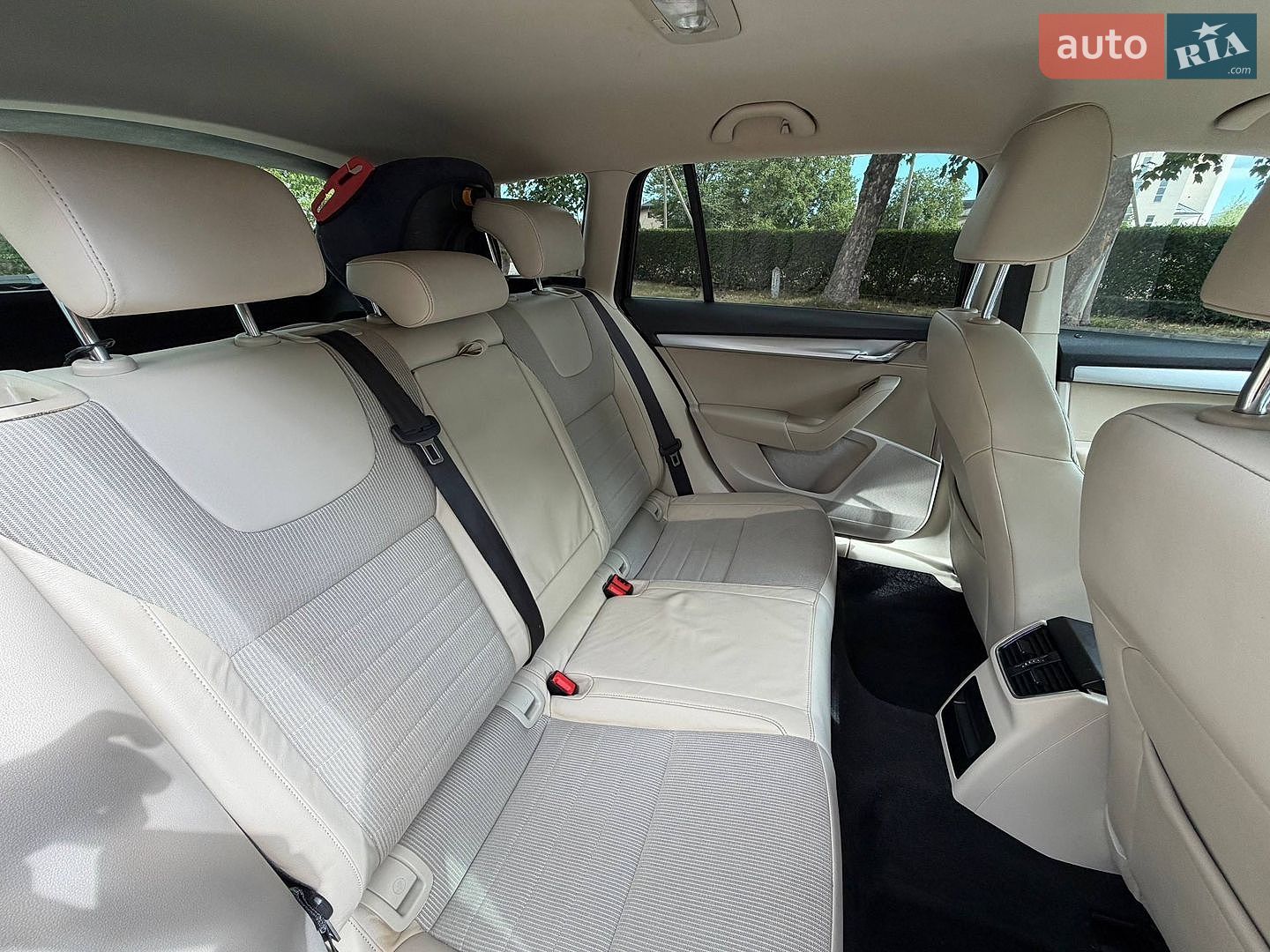 Skoda Octavia 2013 VIN TMBJJ7NE0E0079157 фото оголошення 35 з 46